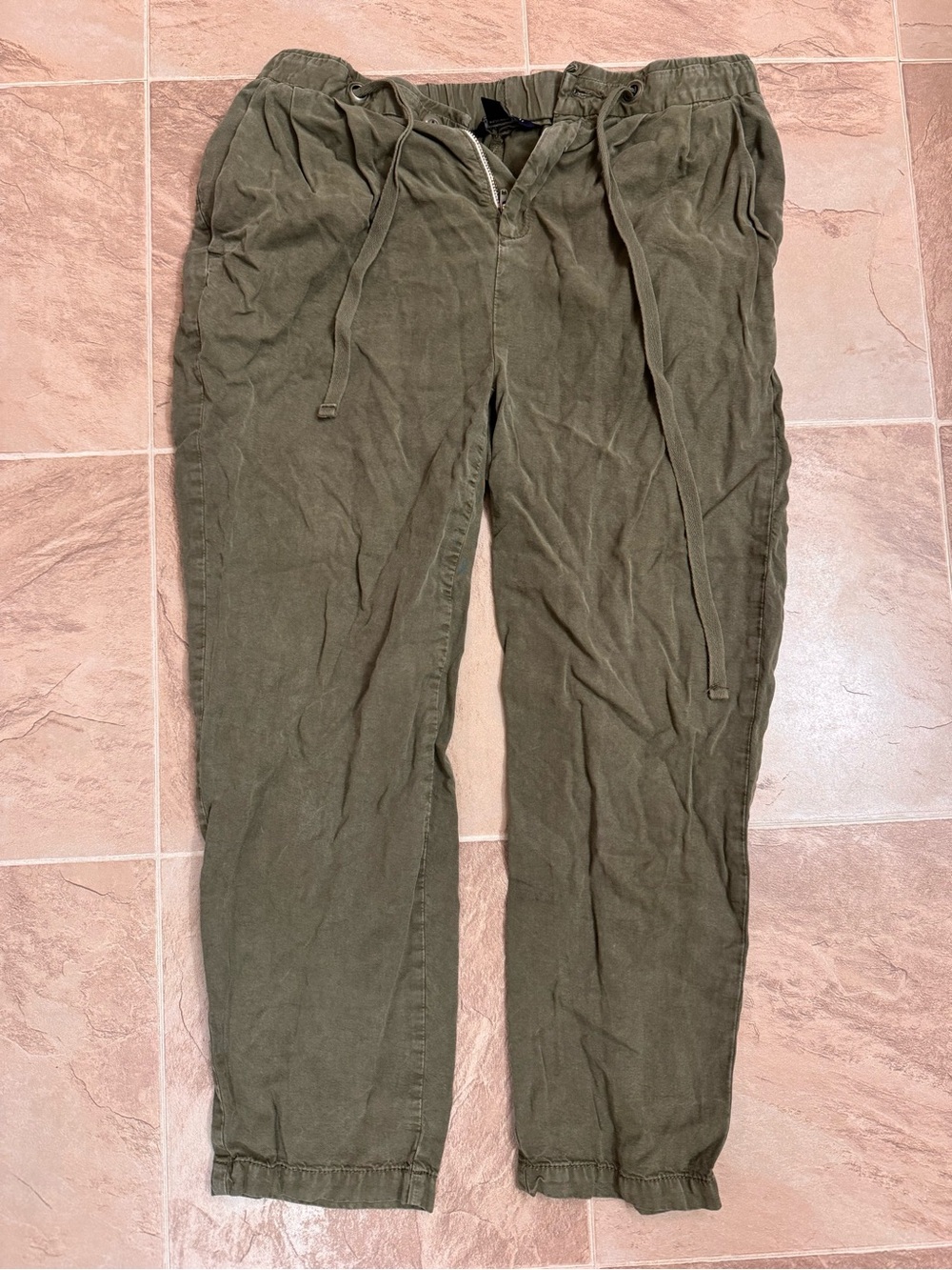 Women's Olive Green Drawstring Casual Pants